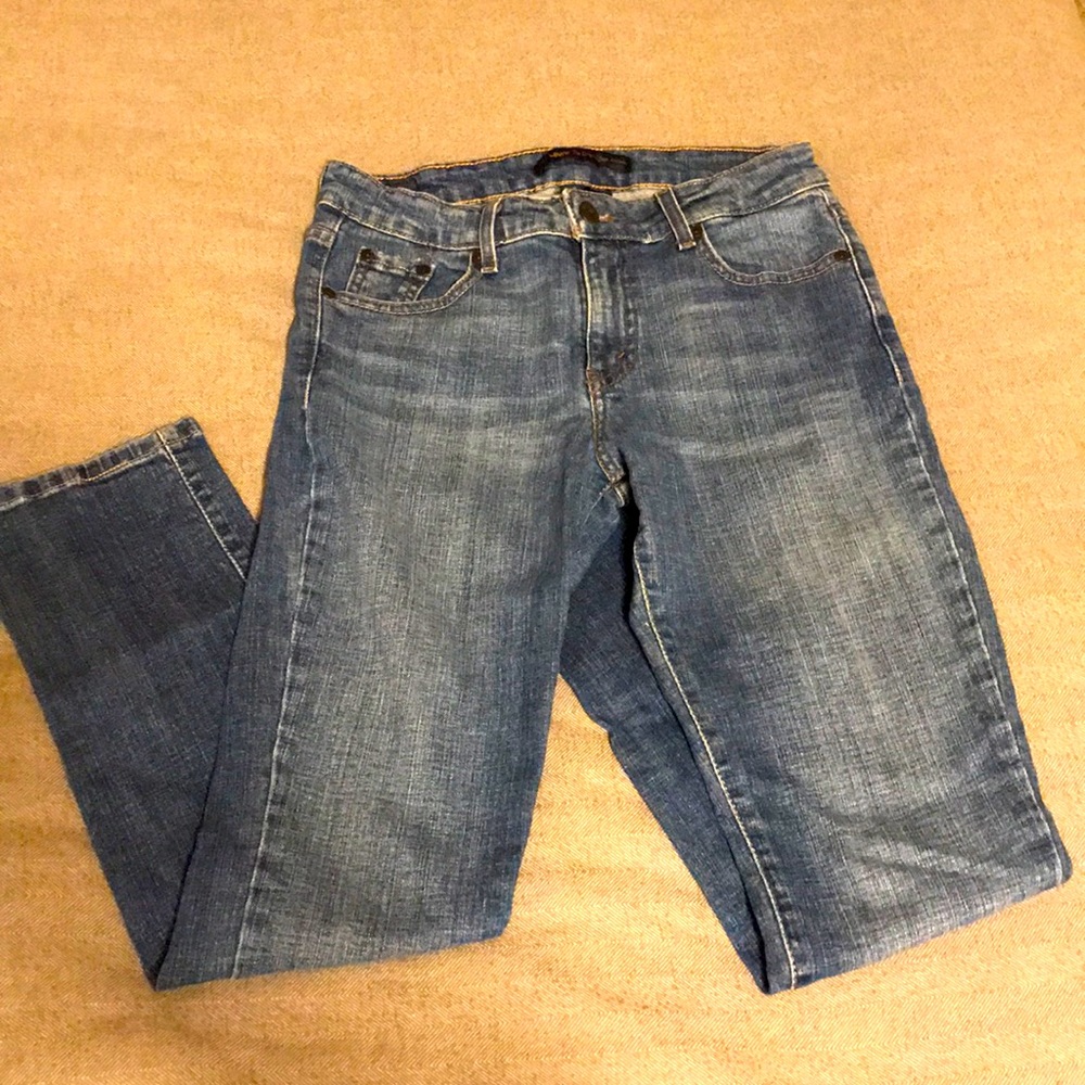 Levi’s mid rise skinny jeans